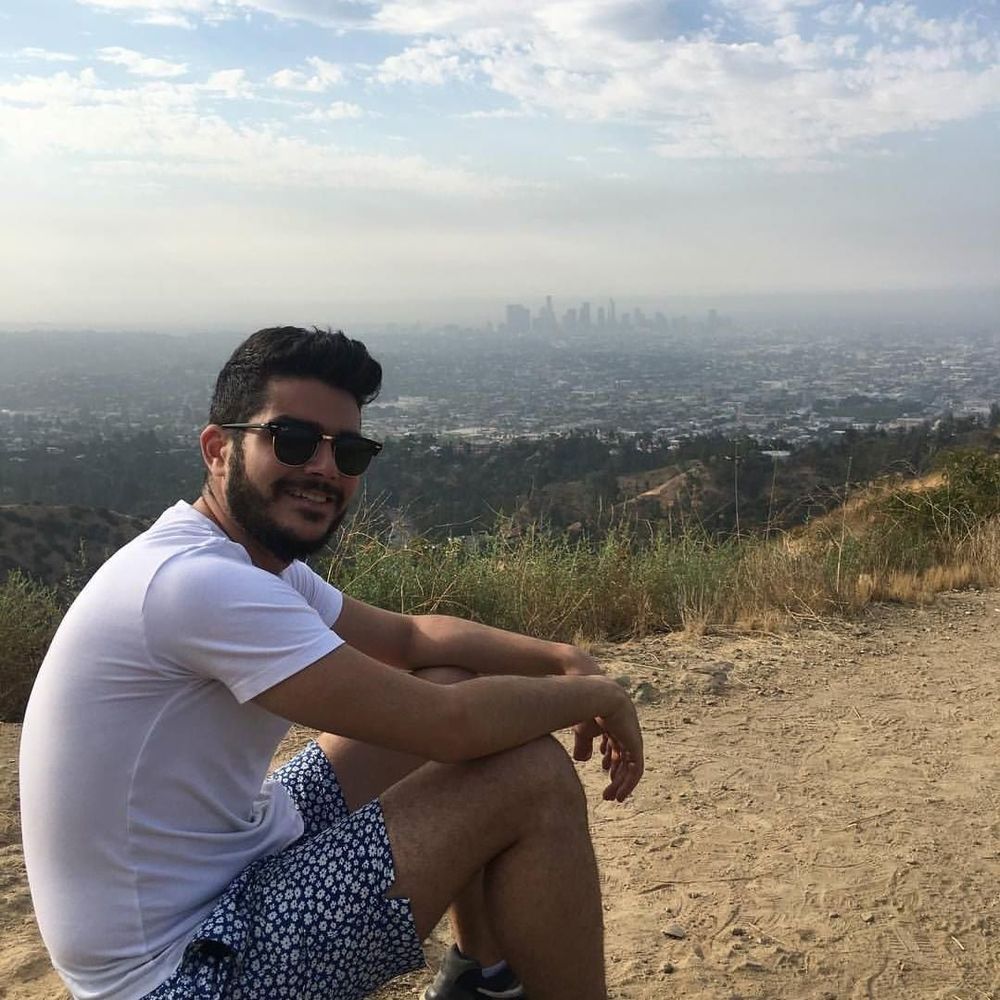 Meet your Posher, Moukhtar